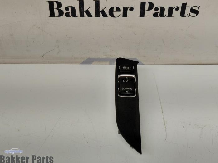Używane Przelacznik BMW 4 serie Gran Coupe (F36) 420i 2.0 TwinPower Turbo 16V Cena € 20,00 Procedura marży oferowane przez Bakker Parts