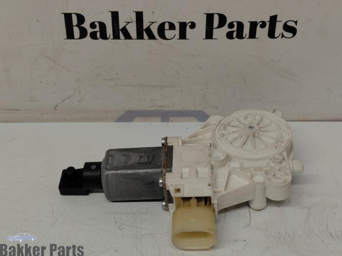 Usados Motor de ventanilla de puerta BMW 4 serie Gran Coupe (F36) 420i 2.0 TwinPower Turbo 16V Precio € 60,00 Norma de margen ofrecido por Bakker Parts