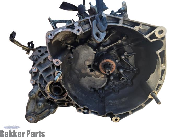 Usagé Boîte de vitesse Jeep Renegade (BU) 2.0 Mutlijet 140 16V 4x4 Prix € 950,00 Règlement à la marge proposé par Bakker Parts