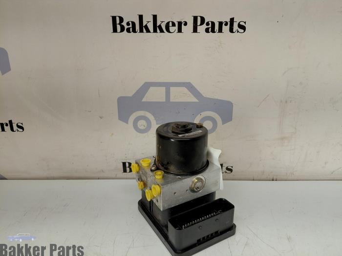 Używane Pompa ABS BMW 1 serie (E87/87N) 116i 1.6 16V Cena € 75,00 Procedura marży oferowane przez Bakker Parts