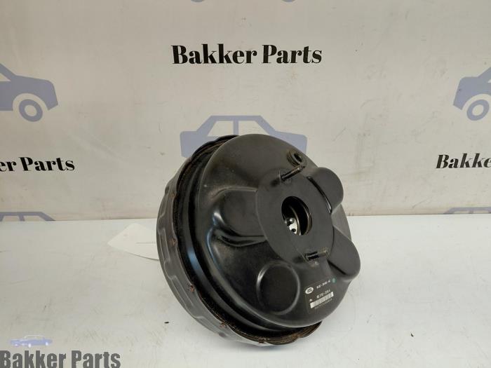 Usagé Servo frein Landrover Range Rover Evoque (LVJ/LVS) 2.2 eD4 16V 5-drs. Prix € 75,00 Règlement à la marge proposé par Bakker Parts