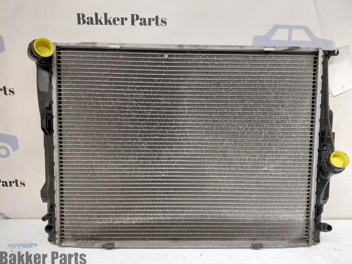 Usagé Radiateur BMW 1 serie (E87/87N) 116i 1.6 16V Prix € 60,00 Règlement à la marge proposé par Bakker Parts