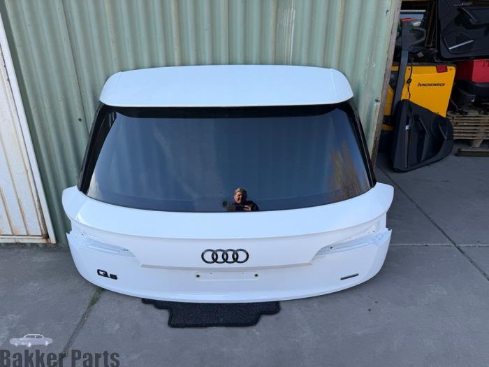 Używane Tylna klapa Audi Q5 (FYB/FYG) 2.0 TFSI 16V Quattro Cena € 999,00 Procedura marży oferowane przez Bakker Parts