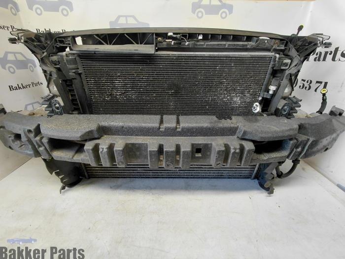 Używane Panel przedni Audi A4 Allroad Quattro (B9) 3.0 TDI V6 24V Cena € 1.000,00 Procedura marży oferowane przez Bakker Parts
