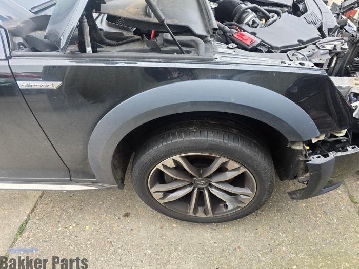 Używane Blotnik prawy przód Audi A4 Allroad Quattro (B9) 3.0 TDI V6 24V Cena € 325,00 Procedura marży oferowane przez Bakker Parts