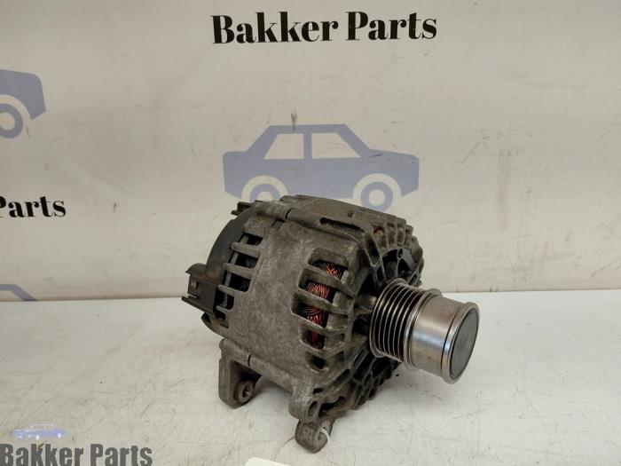 Begagnade Dynamo Audi A3 Sportback (8VA/8VF) 1.0 TFSI 12V Pris € 69,95 Marginaltabell erbjuds av Bakker Parts