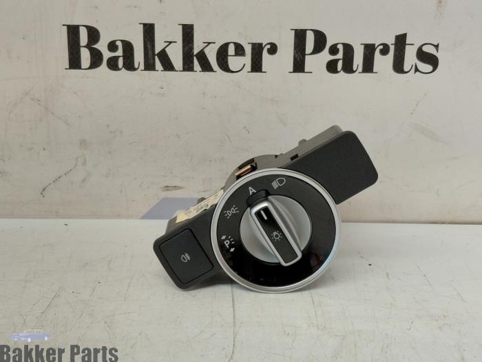 Używane Przelacznik swiatel Mercedes E Estate (S212) E-250 CGI 16V BlueEfficiency Cena € 30,00 Procedura marży oferowane przez Bakker Parts