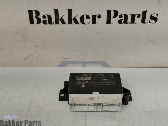 Begagnade PDC-modul Audi A3 Sportback (8VA/8VF) 1.0 TFSI 12V Pris € 30,00 Marginaltabell erbjuds av Bakker Parts