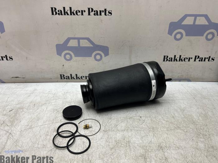 Neue Luftbalg Mercedes GL-Klasse Preis € 193,60 Mit Mehrwertsteuer angeboten von Bakker Parts