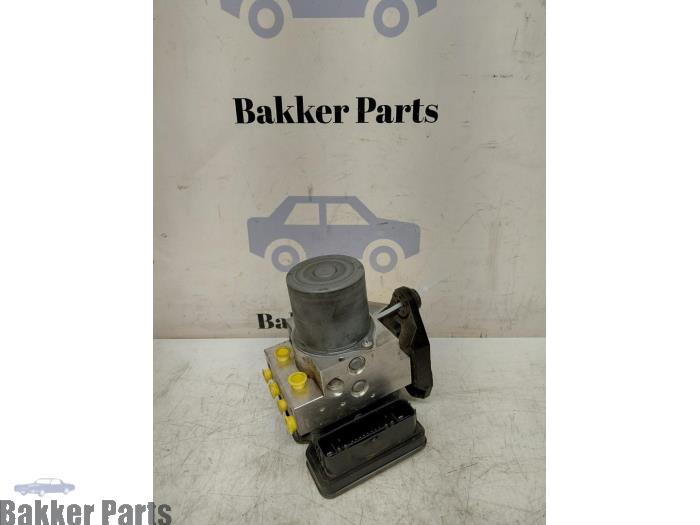 Używane Pompa ABS Audi A4 Allroad Quattro (B9) 3.0 TDI V6 24V Cena na żądanie oferowane przez Bakker Parts