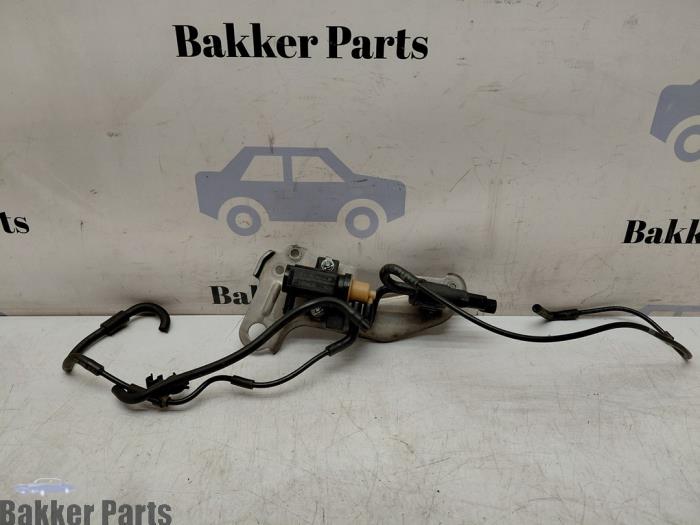 Gebrauchte Überdruckventil Turbo Mercedes A (W176) 1.6 A-200 16V Preis € 40,00 Margenregelung angeboten von Bakker Parts