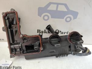 Ventildeckel van een Land Rover Range Rover Evoque (LVJ/LVS) 2.2 eD4 16V 5-drs. 2012