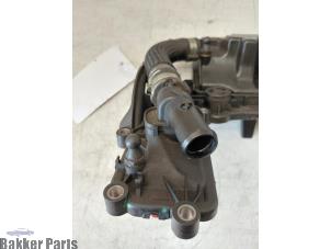 Ventildeckel van een Land Rover Range Rover Evoque (LVJ/LVS) 2.2 eD4 16V 5-drs. 2012