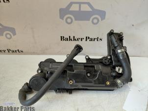 Ventildeckel van een Land Rover Range Rover Evoque (LVJ/LVS) 2.2 eD4 16V 5-drs. 2012