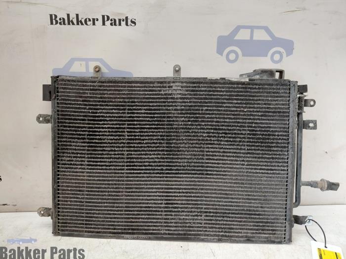 Begagnade AC-radiator Audi S4 Avant (B7) S4 4.2 V8 40V Pris € 60,00 Marginaltabell erbjuds av Bakker Parts