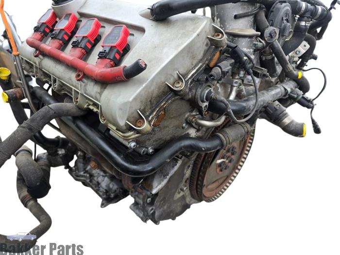 Motor van een Audi S4 Avant (B7) S4 4.2 V8 40V 2005