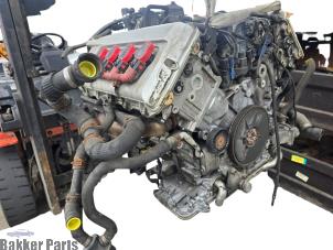 Motor van een Audi S4 Avant (B7) S4 4.2 V8 40V 2005