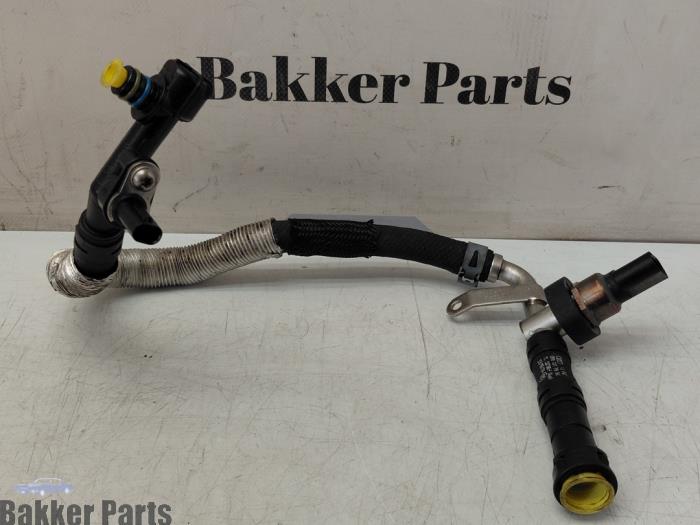 Usagé Conduit de carburant Audi A4 Allroad Quattro (B9) 3.0 TDI V6 24V Prix € 45,00 Règlement à la marge proposé par Bakker Parts