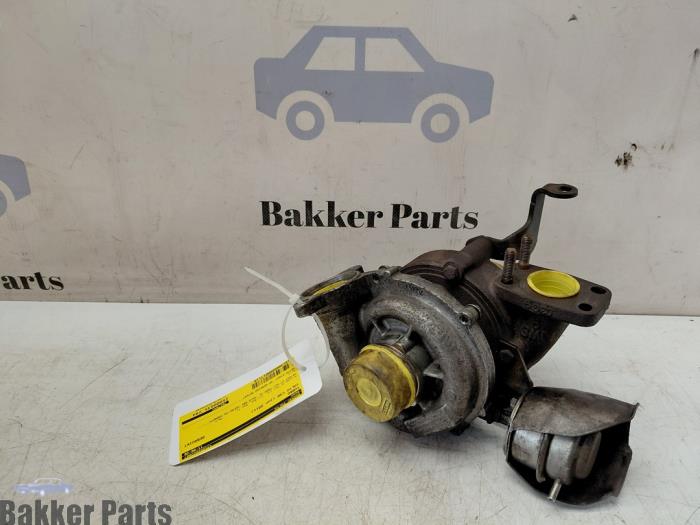 Usagé Turbo Volvo C30 (EK/MK) 1.6 D 16V Prix € 245,00 Règlement à la marge proposé par Bakker Parts