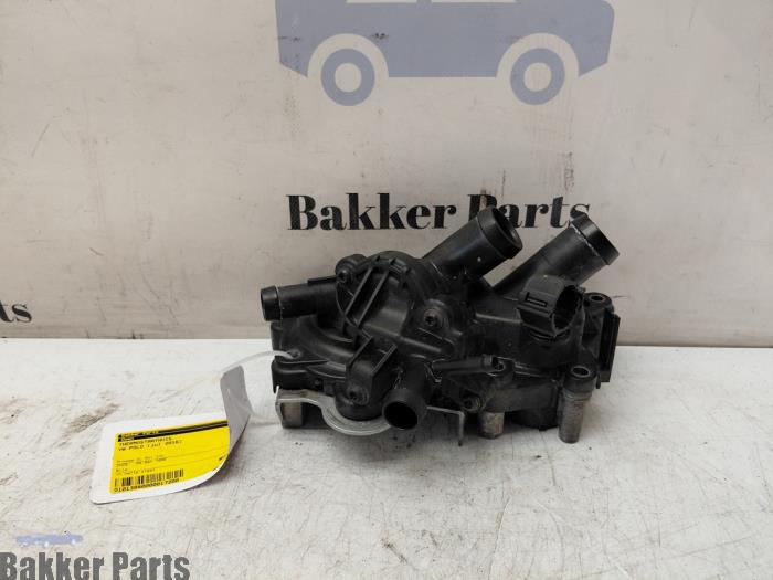 Gebrauchte Thermostatgehäuse Volkswagen Polo V (6R) 1.0 TSI 12V BlueMotion Preis € 90,00 Margenregelung angeboten von Bakker Parts