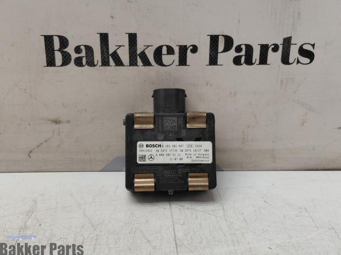 Begagnade Radarsensor Mercedes CLA (118.3) 2.0 CLA-45 S AMG Turbo 16V 4-Matic+ Pris € 100,00 Marginaltabell erbjuds av Bakker Parts