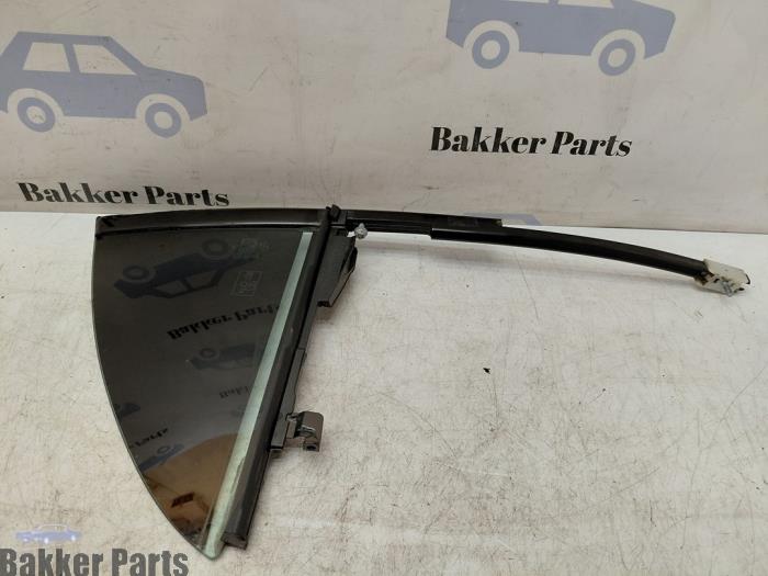 Usados Ventanilla triangular derecha detrás Mercedes CLA (118.3) 2.0 CLA-45 S AMG Turbo 16V 4-Matic+ Precio € 50,00 Norma de margen ofrecido por Bakker Parts