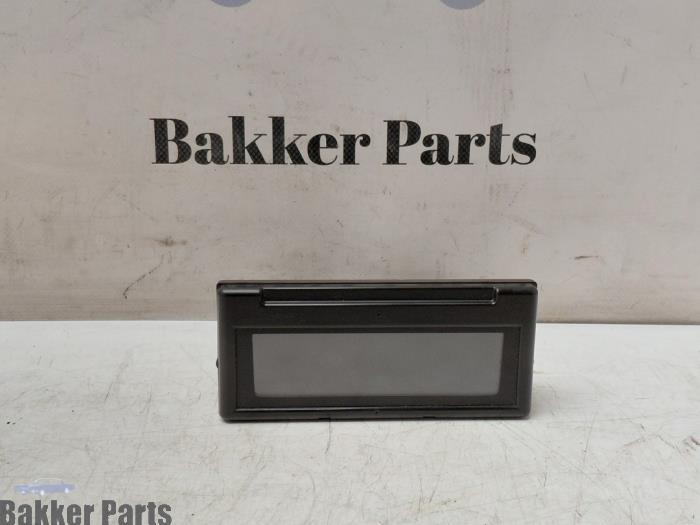 Gebrauchte Anzeige Innen Volvo V50 (MW) 2.4 20V Preis € 45,00 Margenregelung angeboten von Bakker Parts