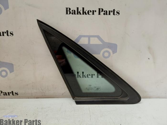 Usados Ventanilla triangular izquierda detrás Audi A4 (B9) 1.4 TFSI 16V Precio € 75,00 Norma de margen ofrecido por Bakker Parts