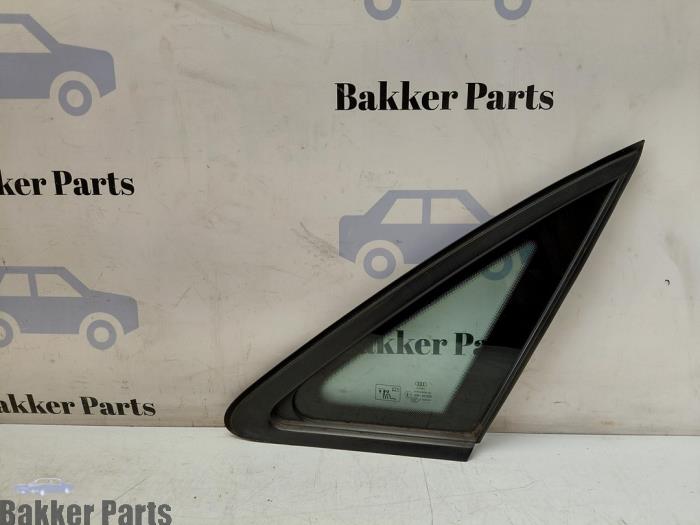 Usados Ventanilla triangular derecha detrás Audi A4 (B9) 1.4 TFSI 16V Precio € 75,00 Norma de margen ofrecido por Bakker Parts