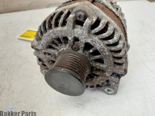 Dynamo van een Opel Movano 2.3 CDTi 16V FWD 2011