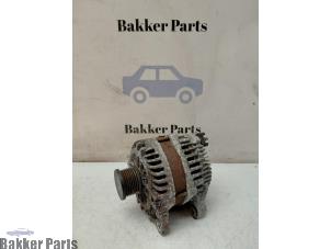 Dynamo van een Opel Movano 2.3 CDTi 16V FWD 2011