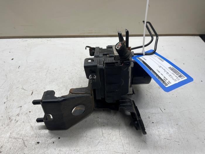 Usagé Pompe ABS Opel Astra J (PC6/PD6/PE6/PF6) 1.4 16V ecoFLEX Prix € 69,99 Règlement à la marge proposé par JCR Janssen Car Recycling