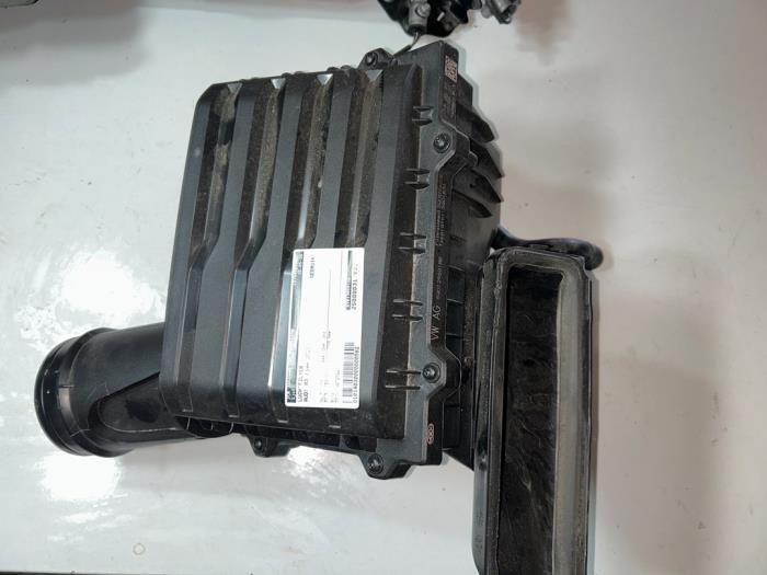Begagnade Luftfilter Audi A3 Limousine (8VS/8VM) 1.5 35 TFSI 16V Pris € 40,00 Marginaltabell erbjuds av JCR Janssen Car Recycling