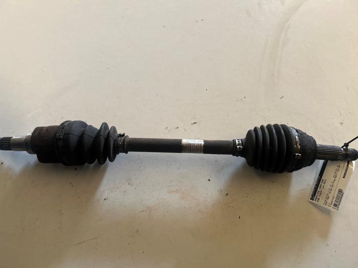 Gebrauchte Antriebswelle links vorne Ford Fiesta 6 (JA8) 1.25 16V Preis € 24,99 Margenregelung angeboten von JCR Janssen Car Recycling