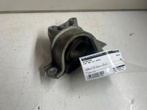Engine mount from a Fiat 500 (312) 1.2 2012