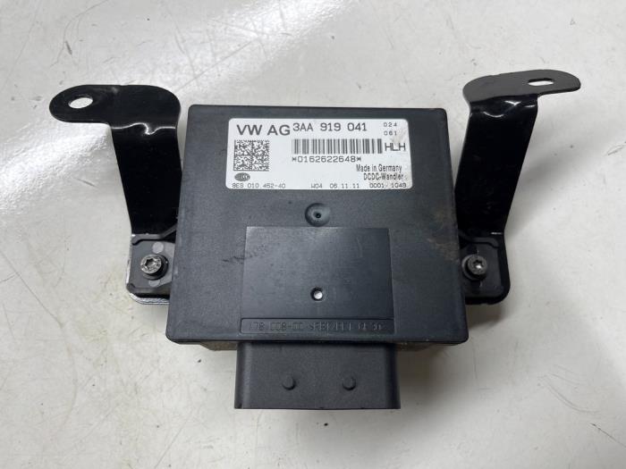 Usados Módulo electrónico central Volkswagen Sharan (7N) 1.4 TSI 16V Precio € 15,00 Norma de margen ofrecido por JCR Janssen Car Recycling