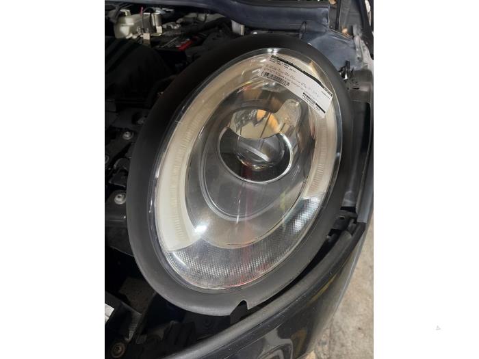 Gebrauchte Scheinwerfer links Mini Mini (F56) 1.5 12V Cooper Preis € 500,00 Margenregelung angeboten von JCR Janssen Car Recycling