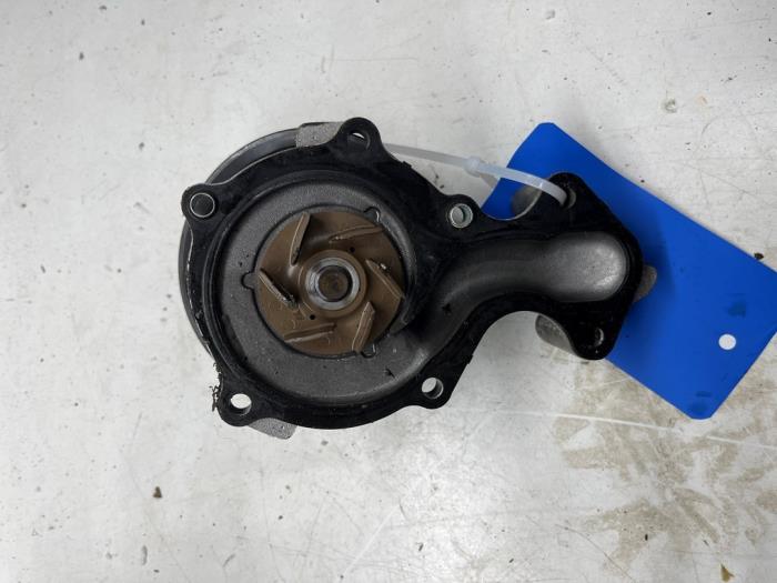 Begagnade Vattenpump Ford Focus 3 1.0 Ti-VCT EcoBoost 12V 100 Pris € 24,00 Marginaltabell erbjuds av JCR Janssen Car Recycling