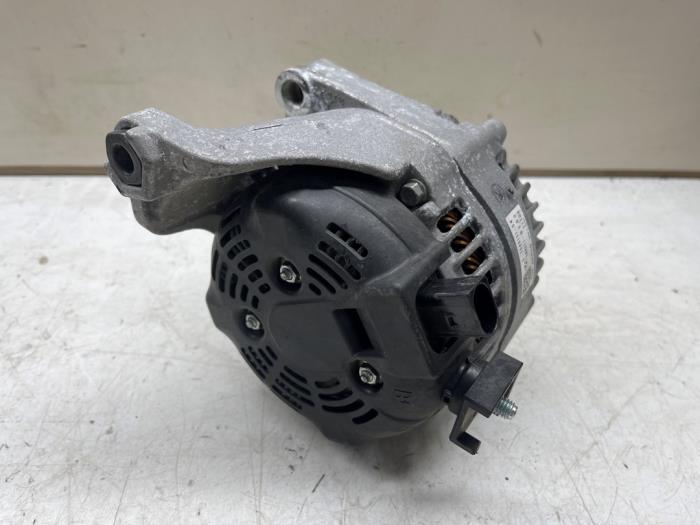 Dynamo van een MINI Mini (F56) 1.5 12V Cooper 2017