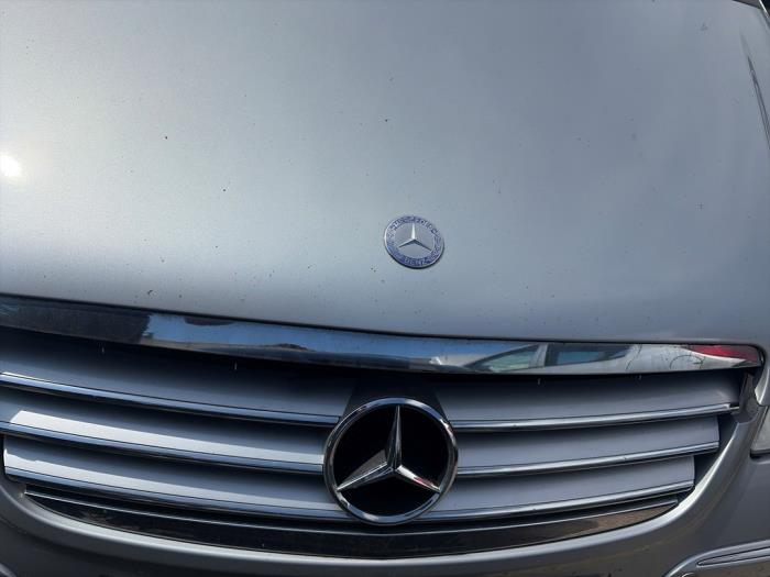 Begagnade Grill Mercedes A-Klasse Pris € 60,00 Marginaltabell erbjuds av JCR Janssen Car Recycling