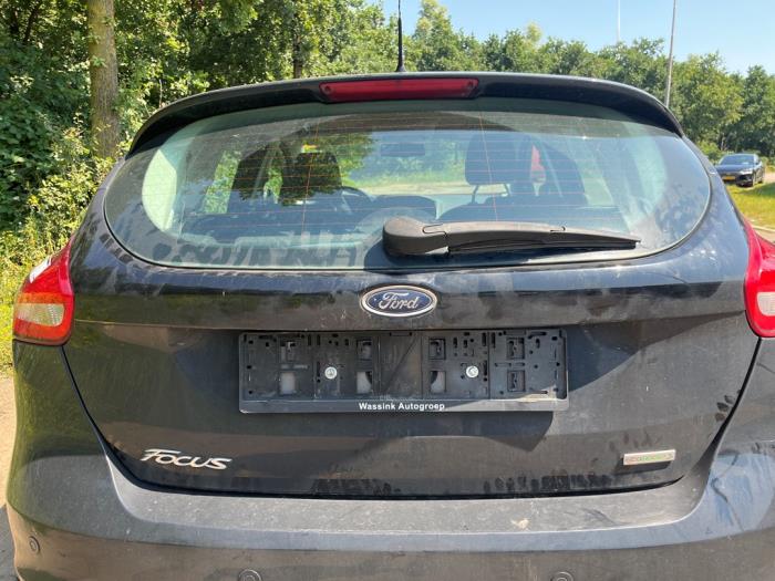 Begagnade Baklucka Ford Focus 3 1.0 Ti-VCT EcoBoost 12V 125 Pris € 150,00 Marginaltabell erbjuds av JCR Janssen Car Recycling