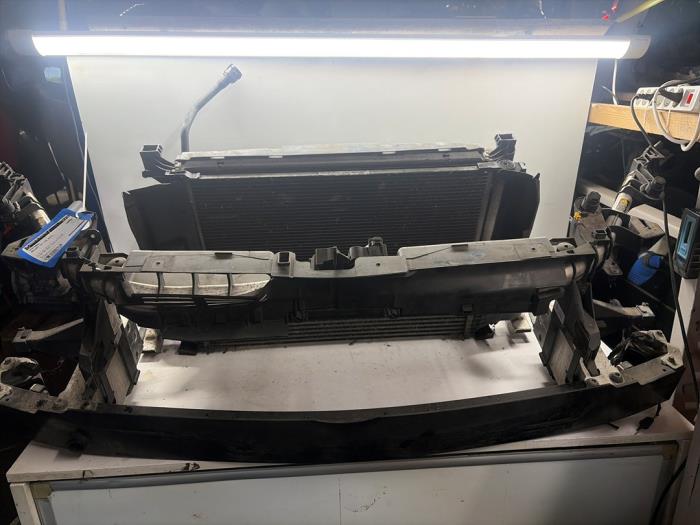 Gebrauchte Vorderwand Mercedes CLA (117.3) 2.0 CLA-250 Turbo 16V Preis € 699,95 Margenregelung angeboten von JCR Janssen Car Recycling