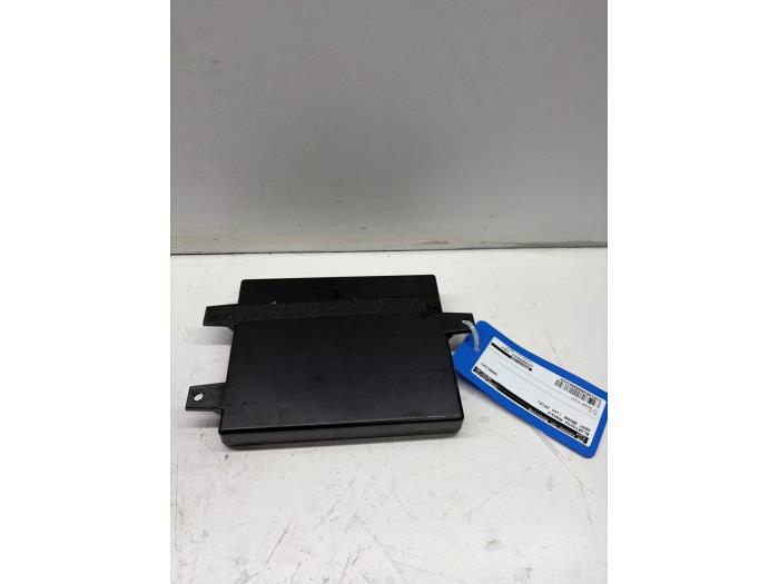 Używane Modul Bluetooth Seat Arona (KJX) 1.0 TSI 12V Cena € 89,99 Procedura marży oferowane przez JCR Janssen Car Recycling