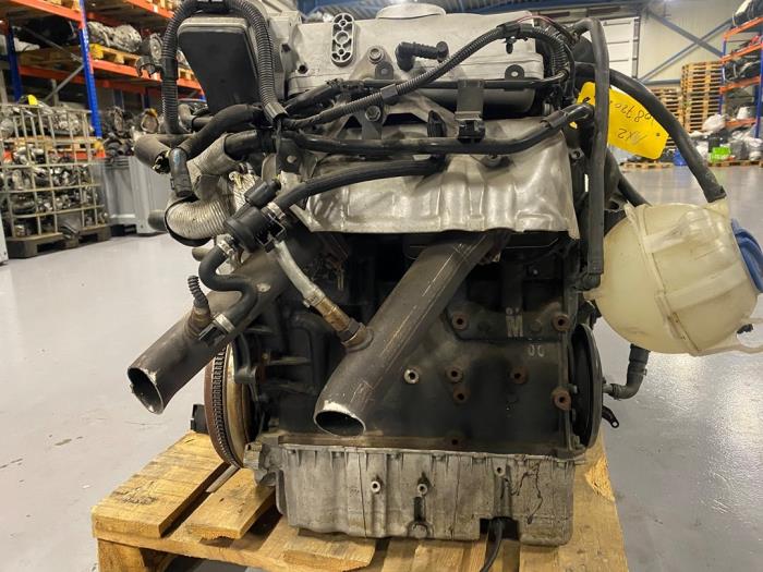 Engine Volkswagen Passat 4Motion - AXZ002656 AXZ002656