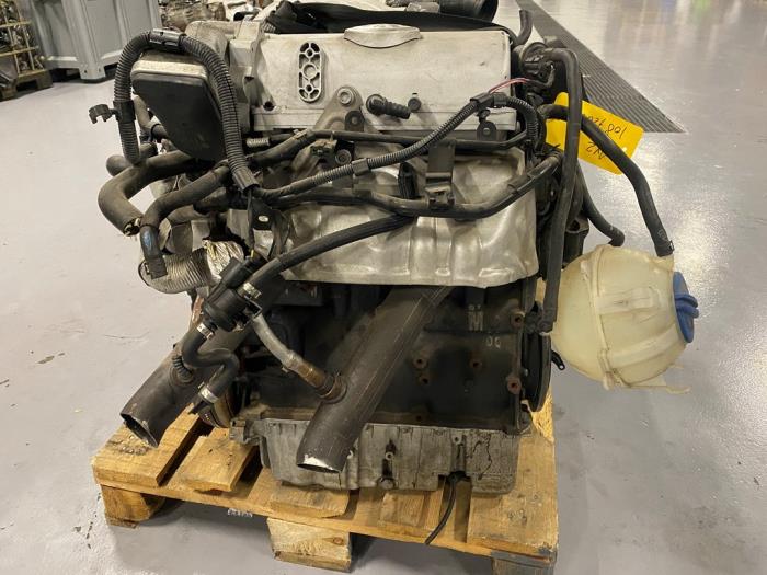 Engine Volkswagen Passat 4Motion - AXZ002656 AXZ002656