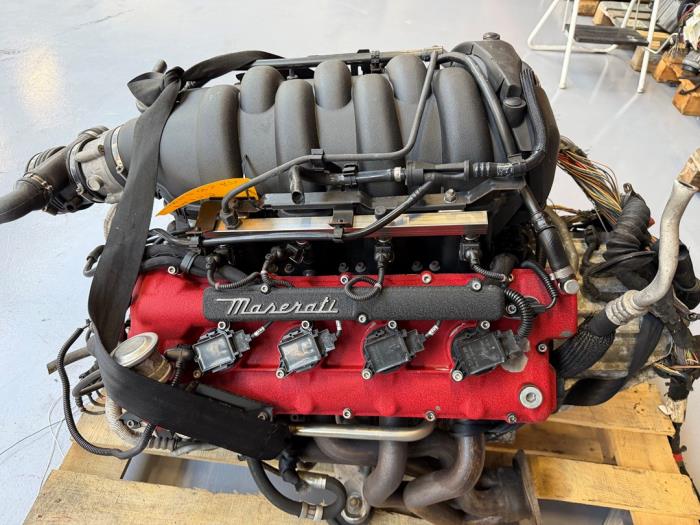 Engine from a Maserati Quattroporte V 4.2 Biturbo V8 32V 2005