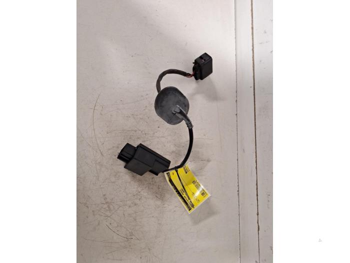 Usagé Module pompe carburant Seat Leon (1P1) 1.4 TSI 16V Prix € 25,00 Règlement à la marge proposé par Autodemontagebedrijf W. de Laat