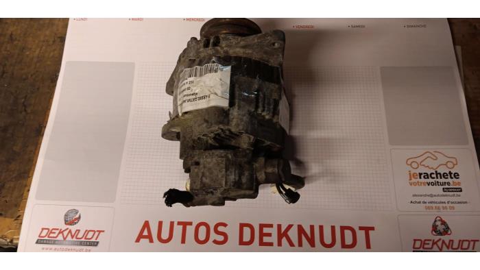 Używane Pradnica Hyundai Satellite Cena € 121,00 Z VAT oferowane przez Autos Deknudt SA