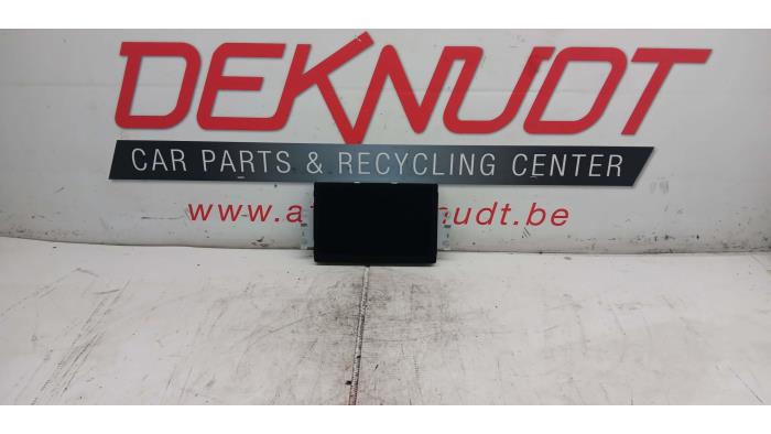 Begagnade Innerdisplay Volvo V40 Pris € 90,75 Inklusive moms erbjuds av Autos Deknudt SA