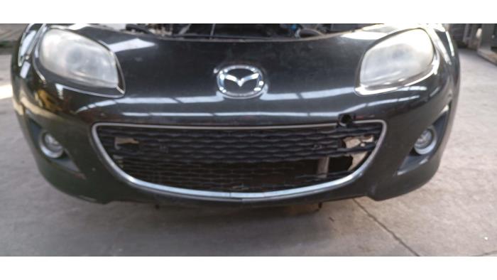 Usados Parachoques Mazda MX-5 Precio € 181,50 IVA incluido ofrecido por Autos Deknudt SA